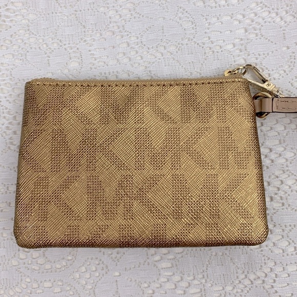 Michael Kors Gold leather Wristlet Clutch Wallet Gold hardware Lined Pocket EUC - Picture 3 of 13